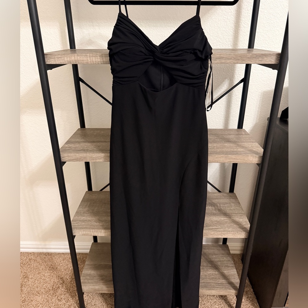 NWT Aqua by Bloomingdale's Keyhole Black Dress